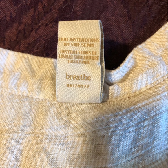 prAna Breathe Sleeveless HiLow Top, Beige with Subtle Herringbone SZ M - Picture 3 of 4